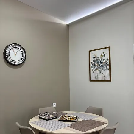 Paloma Apartment *